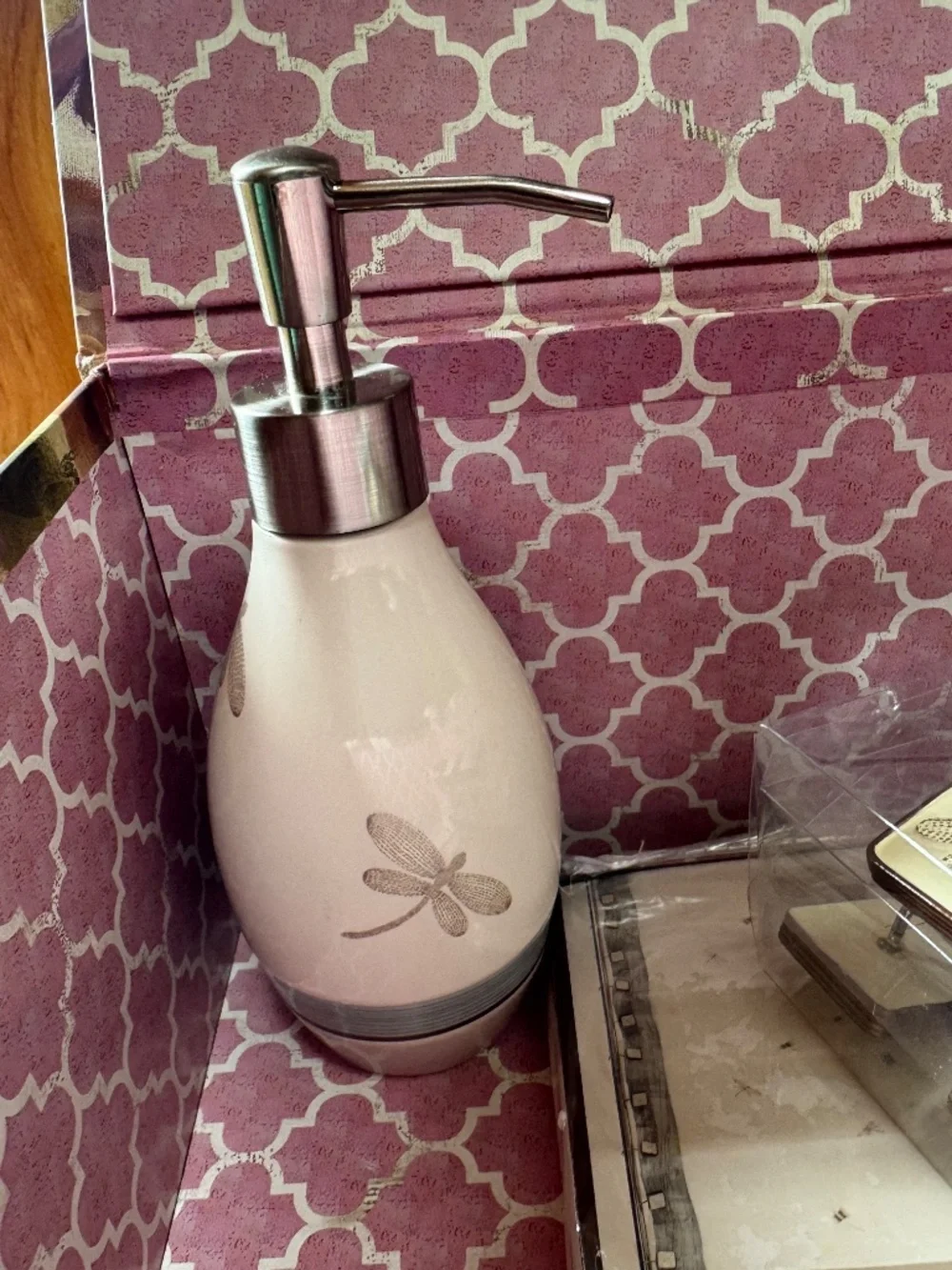 Gift Bx DRAGONFLY Bathroom Decor Set Towel, Shower Curtain, Hooks Soap Dispenser